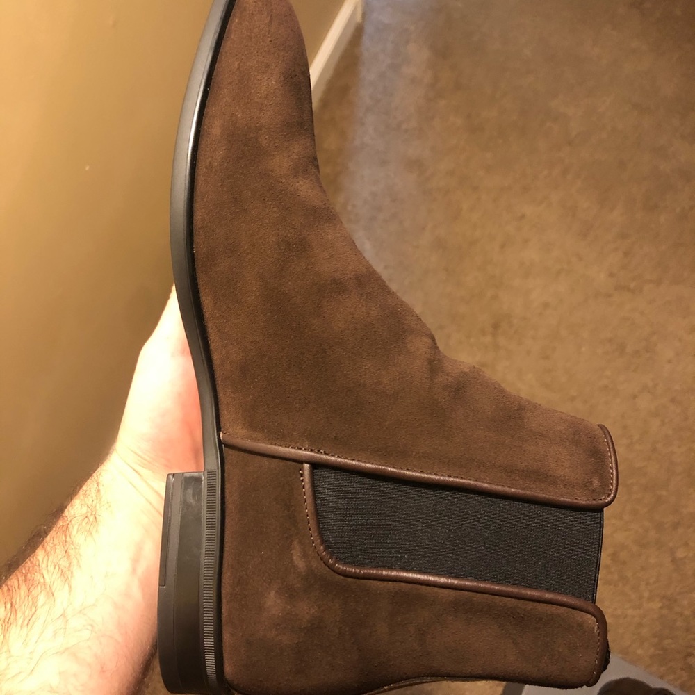 Aquatalia Chelsea Boots 9.5 Men